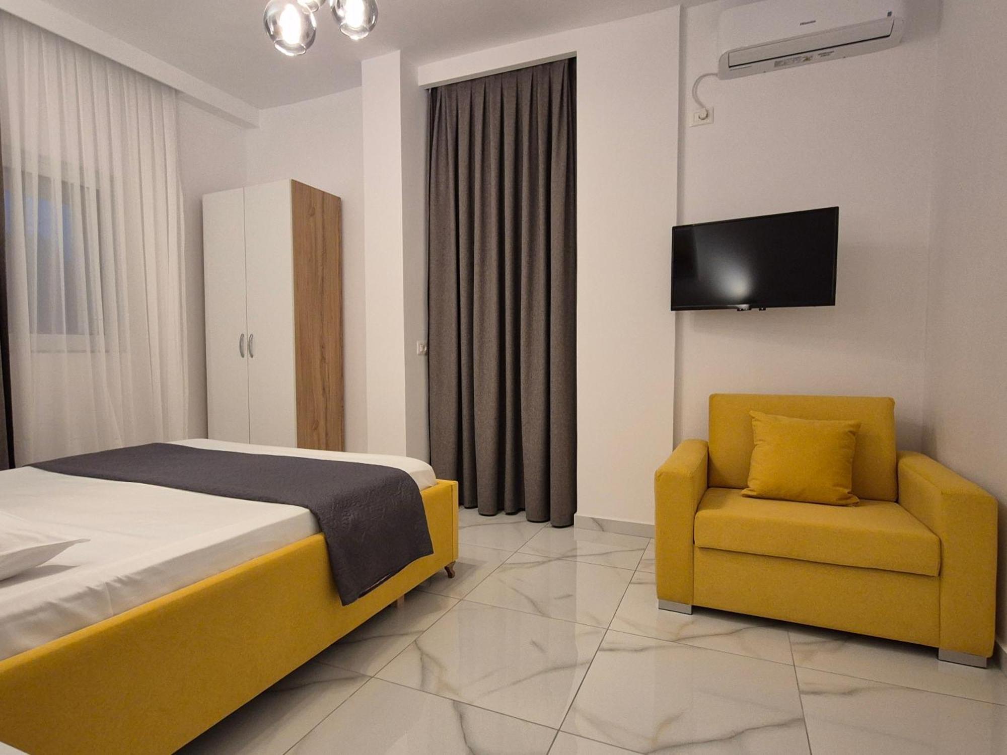Marsal Apartment Sarande