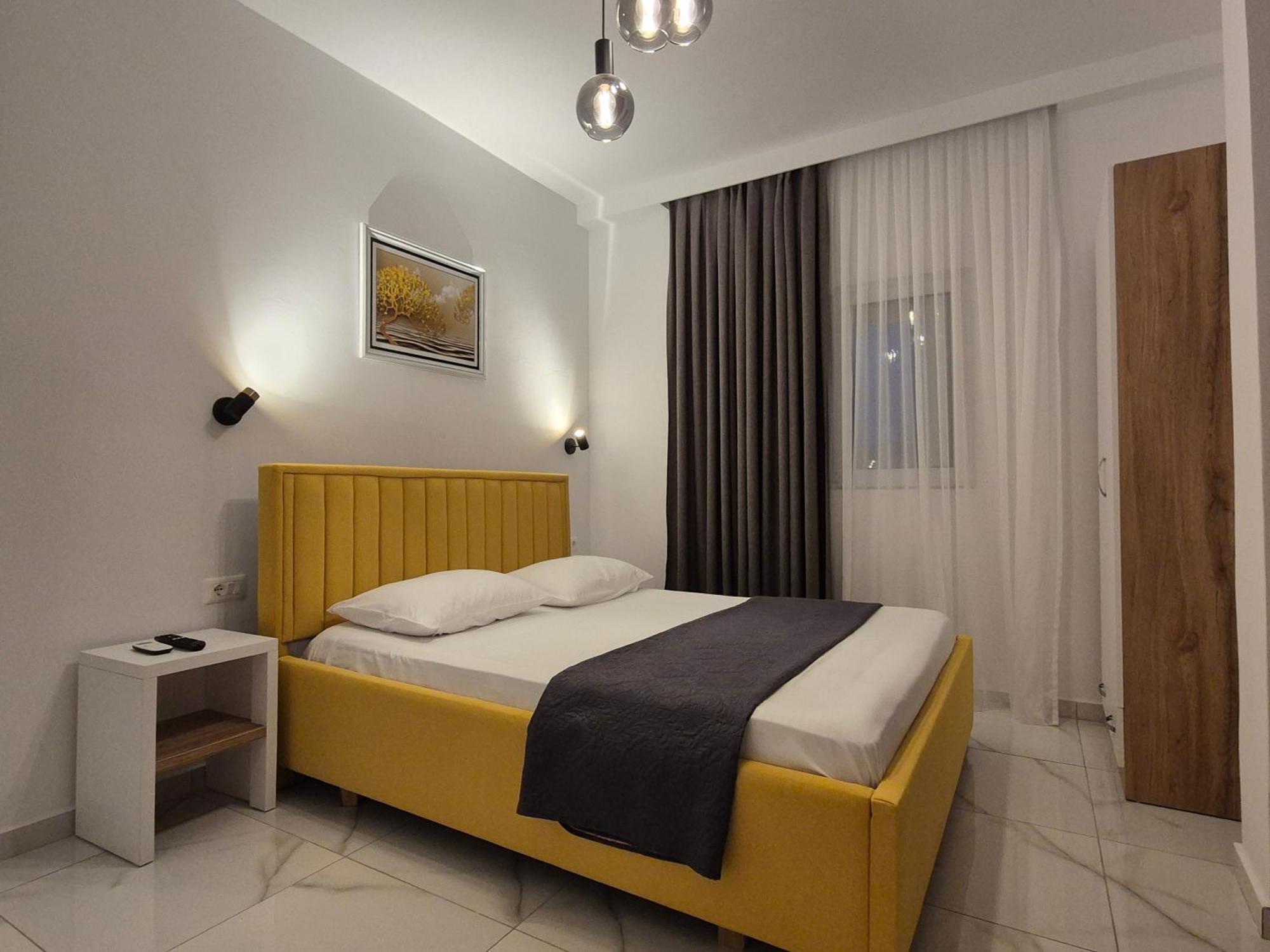 Marsal Apartment Sarande
