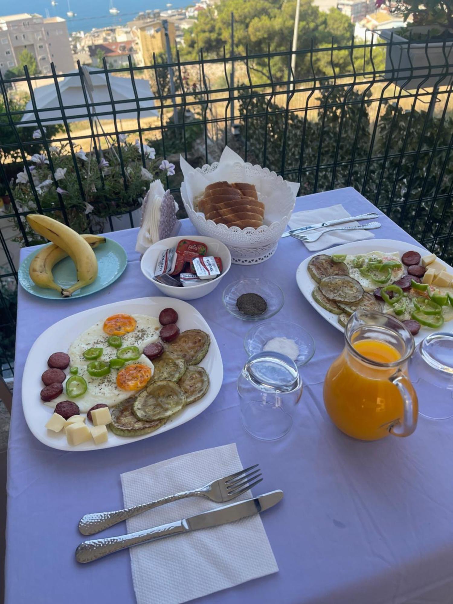 Marsal Apartment Sarande